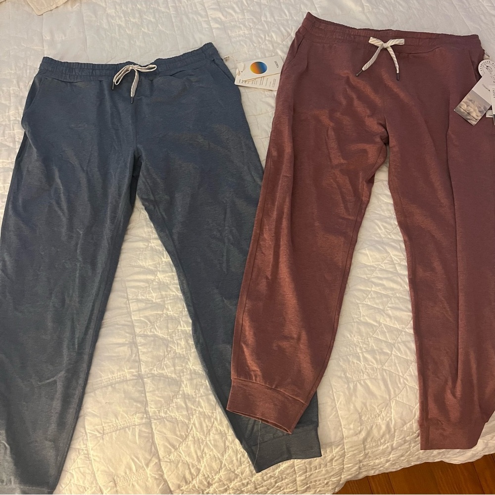 Two Pairs of NWT Vuori Performance Joggers - Medium